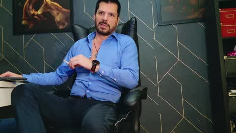 Chris online show from January 27, 12:37 pm