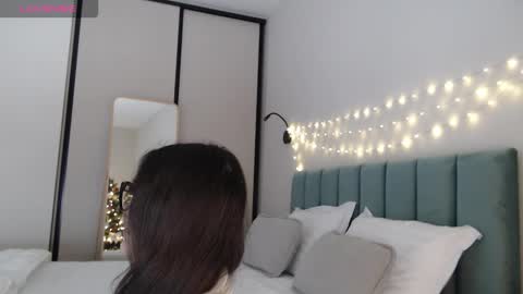 chris online show from January 15, 8:45 am