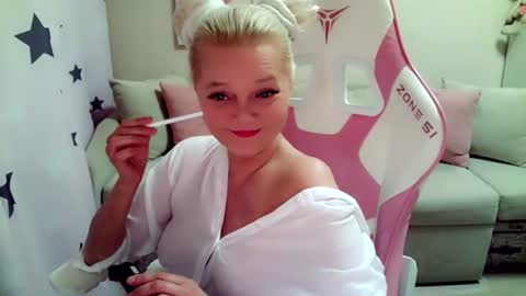 Christi online show from July 7, 4:33 pm