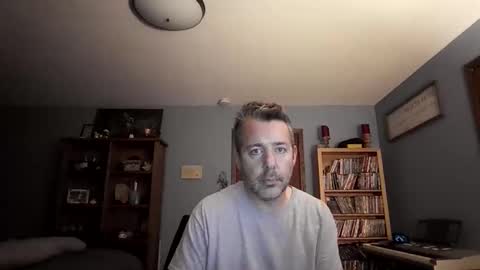 chrisw8121 online show from February 22, 6:39 am