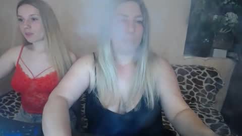 Diana online show from May 10, 2:23 pm