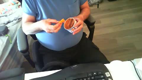 chubtoy online show from March 10, 7:40 pm