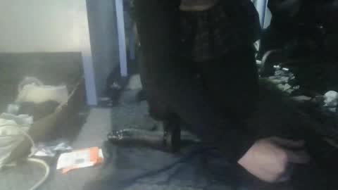 public femboi372 online show from November 11, 1:41 am