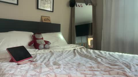 cici1900 online show from June 16, 2:26 am