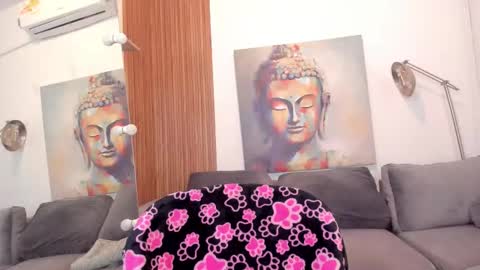 Cintia online show from November 18, 12:30 pm