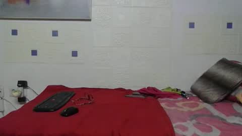 cinthia2525 online show from May 26, 5:41 pm