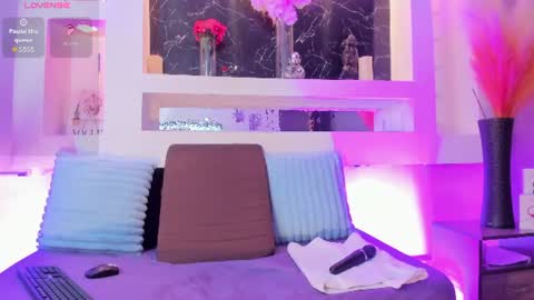 Cinthya  online show from June 17, 12:10 pm
