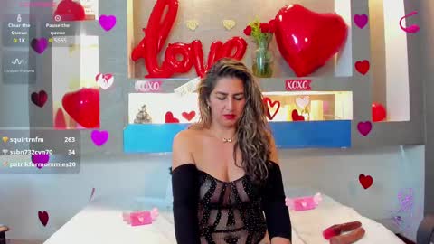 Snapshot of cinthya_mjs chatting on February 17, 6:28 pm Cinthya online show from February 17, 6:28 pm