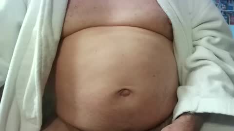 Snapshot of circus_bear chatting on March 11, 6:41 am Circus Bear online show from March 11, 6:41 am