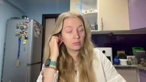 citrusblissss online show from September 17, 12:41 pm