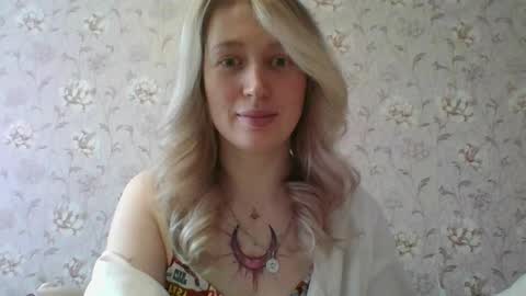 citrusblissss online show from March 9, 8:29 am