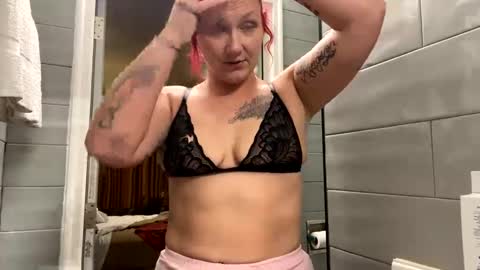 cj_lafinesse online show from September 21, 5:33 am