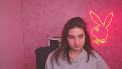 Claire online show from January 24, 9:15 pm