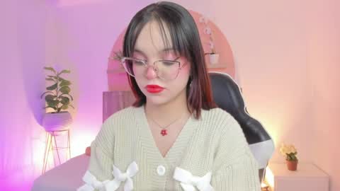 C L A R A online show from May 10, 5:03 am
