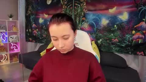 clarabenson online show from October 26, 6:40 pm