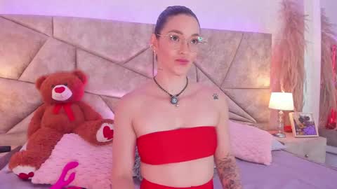 Clara del mar online show from May 5, 10:32 am