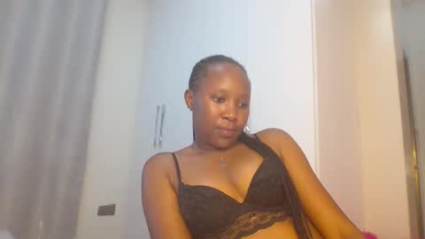 clara11 online show from November 26, 3:59 am