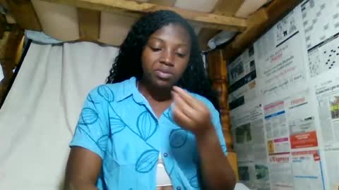 clarisse98 online show from July 7, 9:02 am