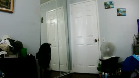 Claudia online show from July 11, 4:54 pm