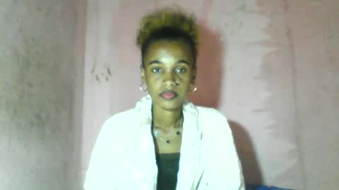 claudianne online show from June 25, 11:37 am
