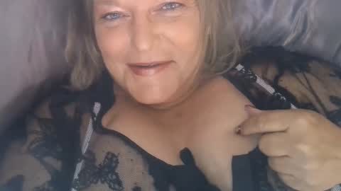 ClaudineDDD online show from December 13, 12:20 am