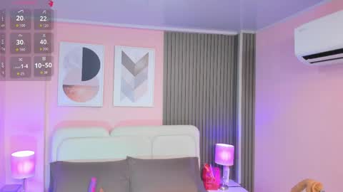 clauwdeen  wolf online show from April 4, 8:27 pm