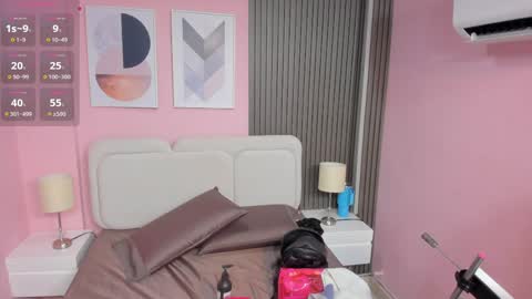 clauwdeen  wolf online show from April 12, 7:40 pm