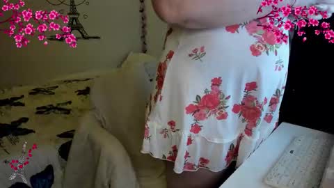 cleo_christmas online show from March 20, 1:21 am