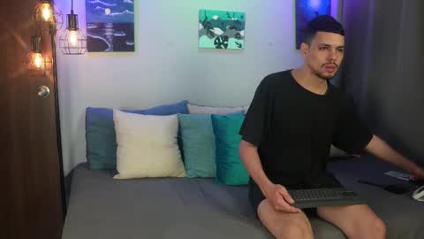 Girl Juliana and Federico online show from March 17, 4:39 am