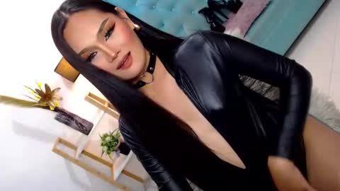 Cleo online show from December 23, 6:52 am