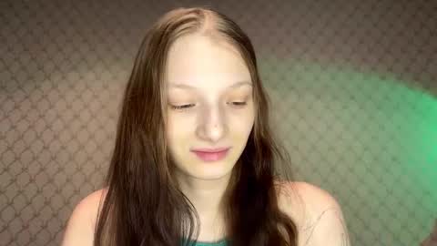 Cleo online show from January 19, 4:06 pm