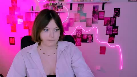 clery_shine online show from April 26, 7:22 pm