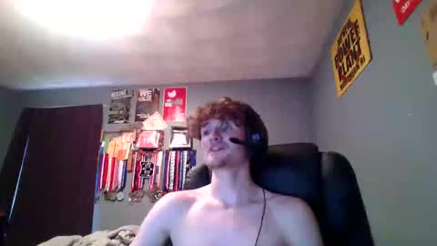 clint_wood online show from October 31, 3:34 pm