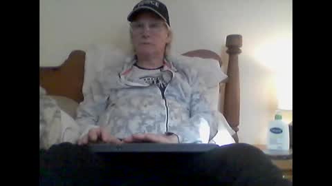 clitboy658752 online show from March 9, 6:34 pm