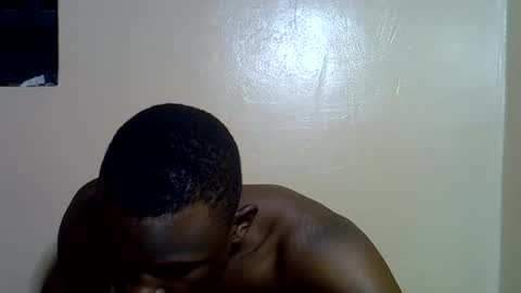 clive_damian online show from June 14, 2:35 am