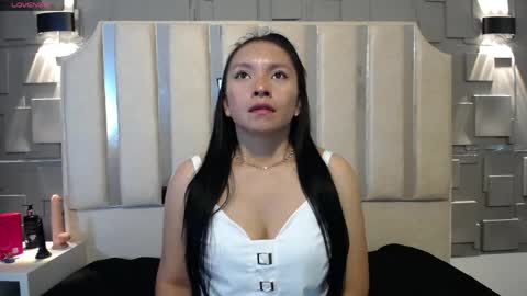 Cloe online show from April 12, 7:18 pm