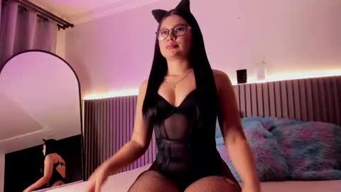 cloe__weest online show from January 19, 11:20 am