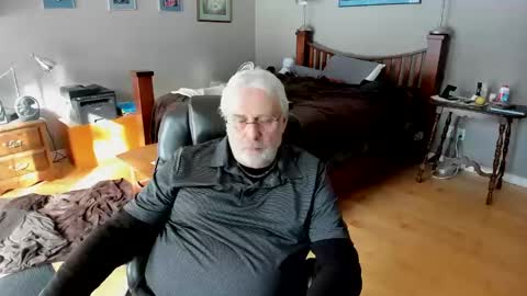 cloudalert62 online show from February 20, 6:13 pm