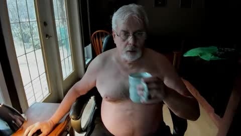 cloudalert62 online show from February 25, 5:49 pm