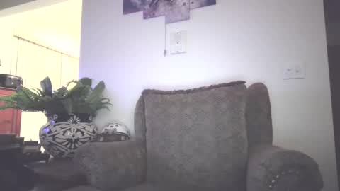 cmorgan6161 online show from October 25, 9:41 am