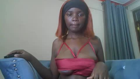 Ninah online show from May 24, 1:35 am