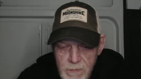 Snapshot of cockreadynow4u chatting on December 22, 6:06 am cockreadynow4u online show from December 22, 6:06 am