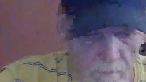 Snapshot of cockreadynow4u chatting on October 21, 5:01 am cockreadynow4u online show from October 21, 5:01 am