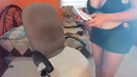 titanis online show from May 14, 8:34 am
