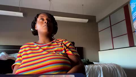 Snapshot of cocoa__bbgirl chatting on December 29, 11:08 pm Goddess Ceresa online show from December 29, 11:08 pm