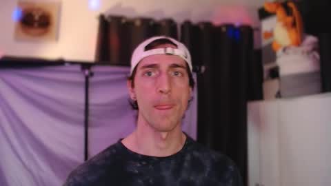 coldwinterr online show from February 10, 11:41 pm