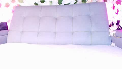 colett online show from September 19, 11:58 am