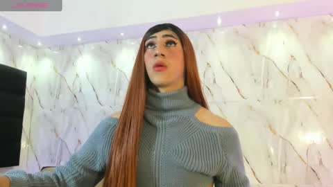 Snapshot of colette_rousseau chatting on October 6, 12:45 pm         online show from October 6, 12:45 pm