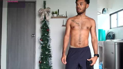 IG  online show from December 5, 4:49 pm