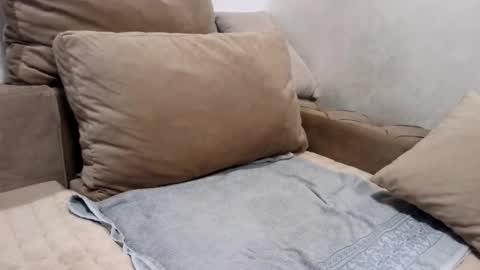 Snapshot of college_guy_xx chatting on September 10, 10:00 pm Alex online show from September 10, 10:00 pm